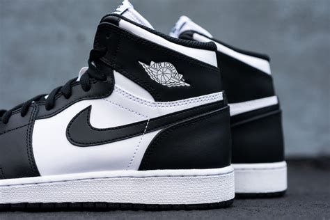 nike jordan schwarz weis|Nike jordan 1 deutschland.